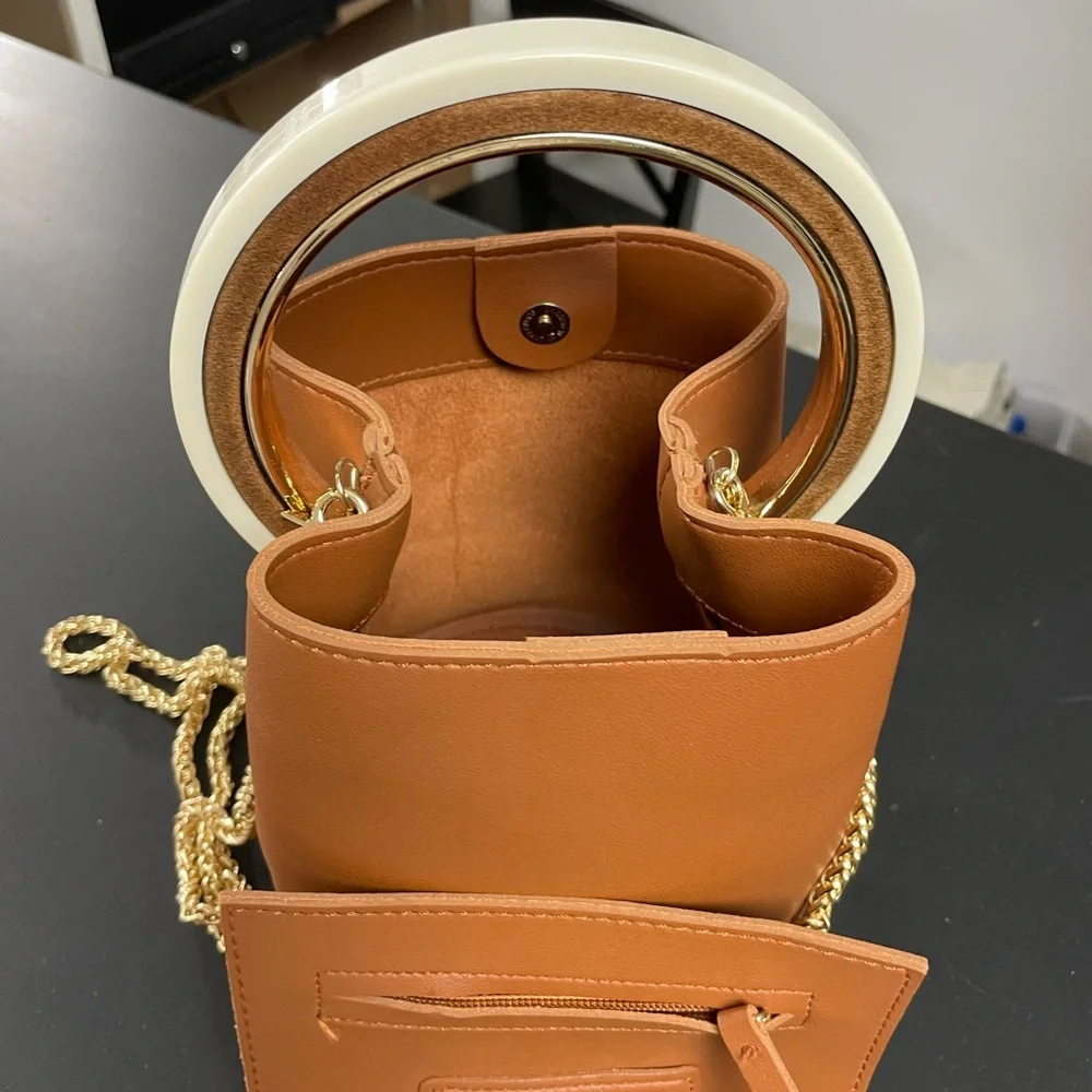 Bag - Picture 2 of 6